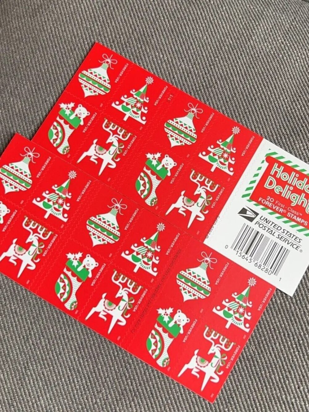 6000 Holiday Delights Forever Stamp 500 Booklets of 20 6000 stamps